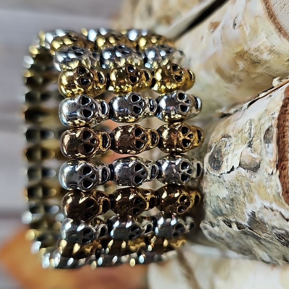 NEW UNISEX SKULL MULTI-ROW GOLD & SILVER TONE STRETCH BRACELET - Picture 5 of 10